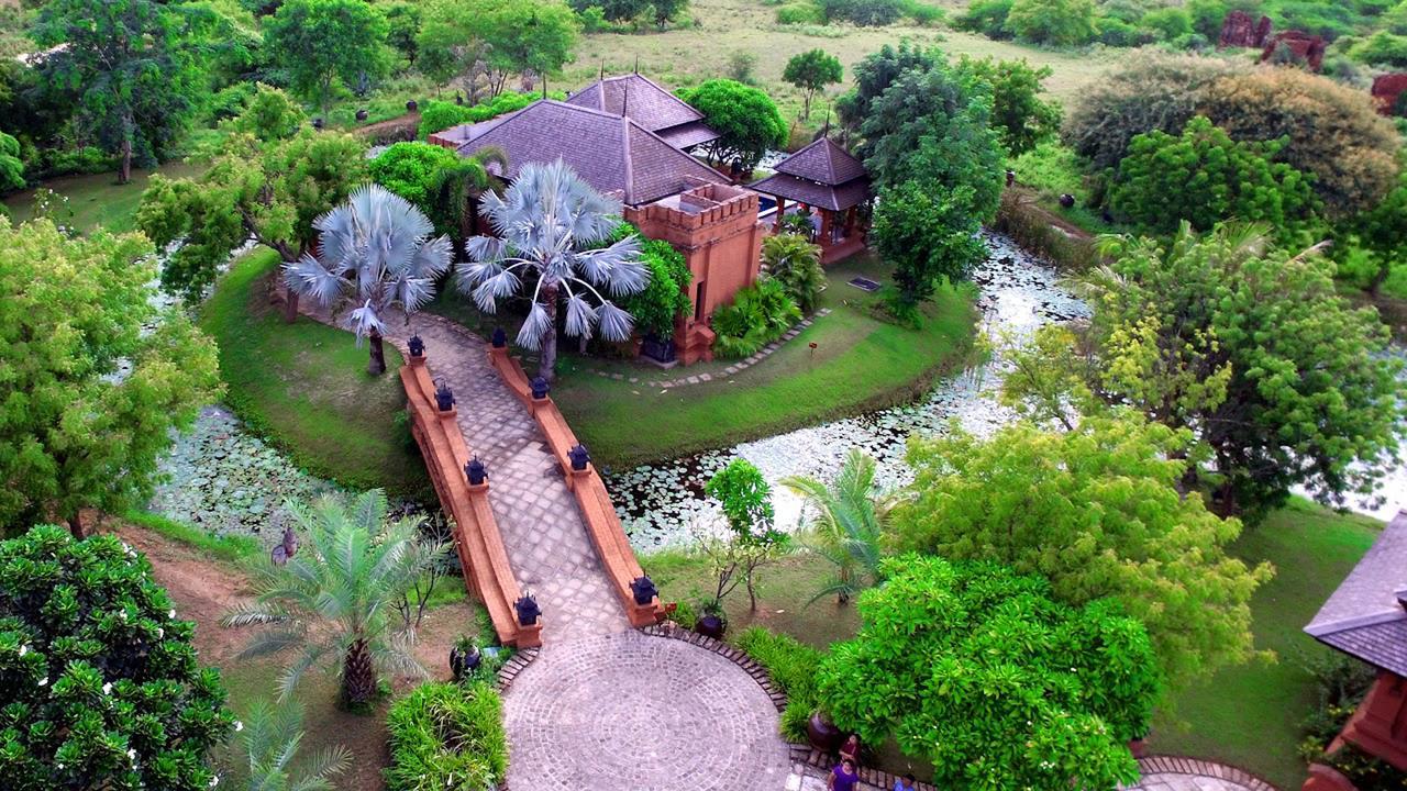 Aureum Palace Hotel & Resort Bagan Nyaung-U Exterior photo